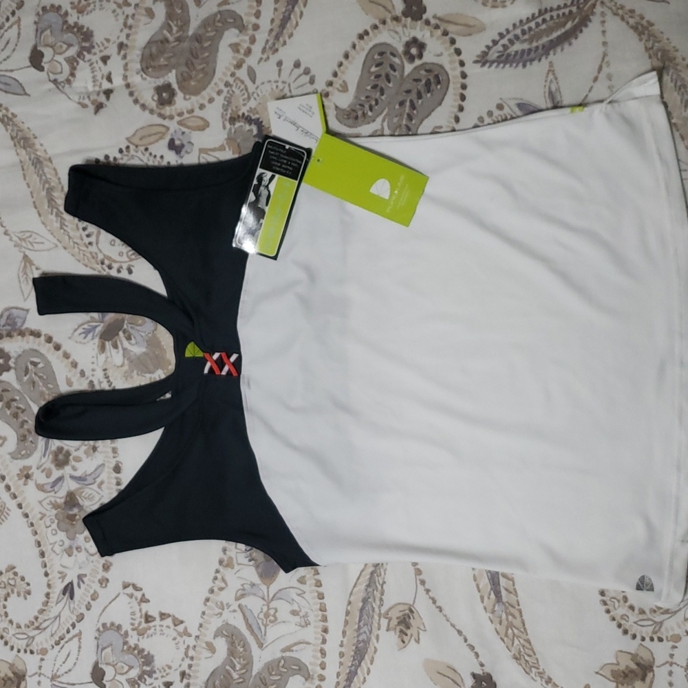 Pure Lime 🎾Juniors Athletic top Size XL (16/18)